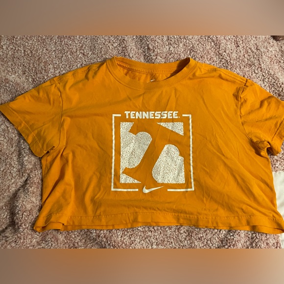 Nike Dri Fit Crop Top - Picture 2 of 5